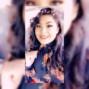 Meet your Posher, Daniela